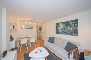 Modern 1BD Basement Flat Near Victoria Park London
